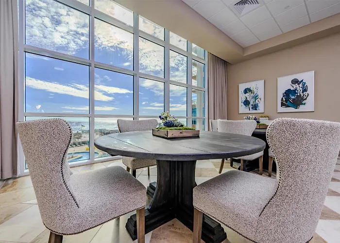 Phoenix Gulf Towers 402