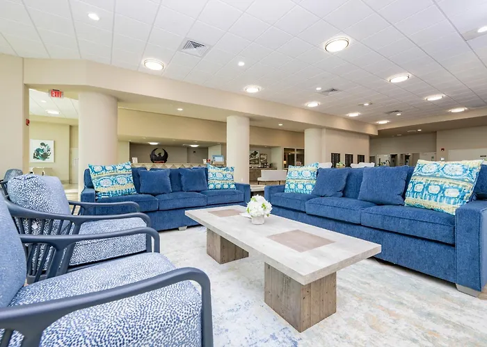 Phoenix Gulf Towers 402 Apartment