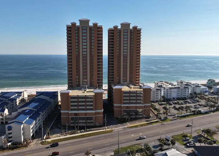 Phoenix Gulf Towers 402 Apartment *